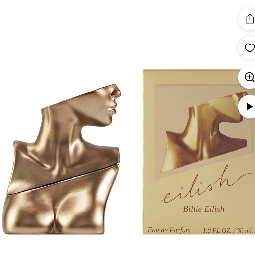Gold Radiance Highlighter Makeup